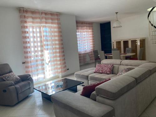 Agropoli Apartment | Child-Friendly Comfort at Appartamento Il Fiume, Rated 9.7