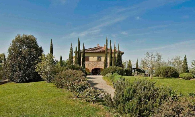 Celle sul Rigo Apartment | Relaxing Stay at Appartamento in Agriturismo Il Poggio