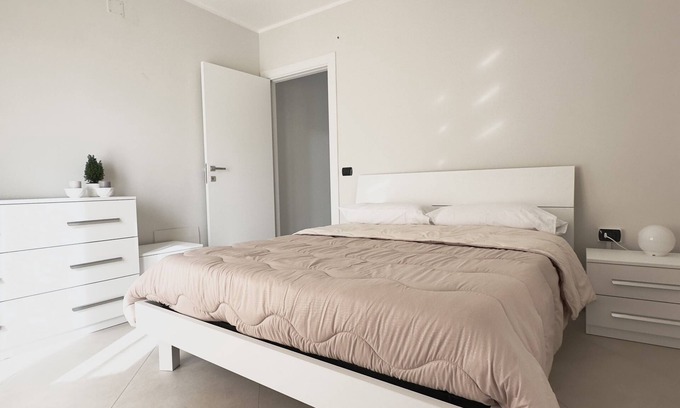 San Vitaliano Apartment | Central Apartment with Kitchen & Breakfast - Rated 10/10