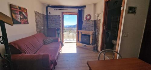 Pizzoferrato Apartment | Relax in Appartamento in una valle di Luce with Great Amenities