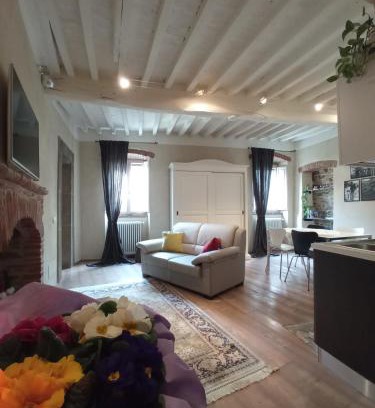 Cortona Old Town Apartment | Charming Appartamento Io e Te in Historic Cortona