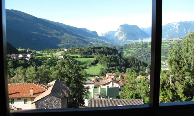 San Lorenzo in Banale Apartment | Family-Friendly Comfort at Appartamento La Vista Sul Banale