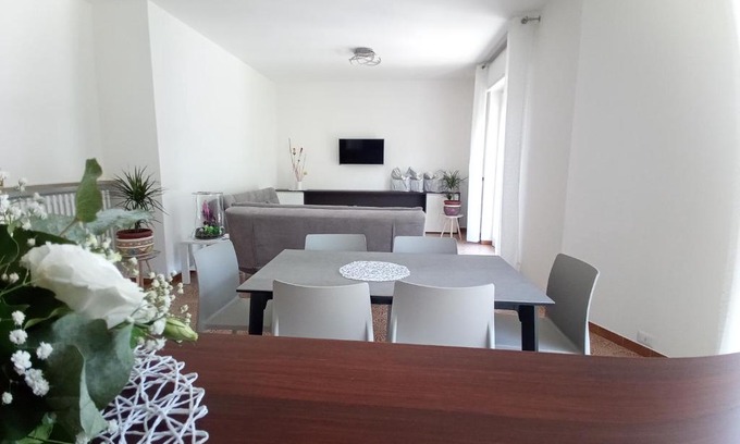 Canzo Apartment | Inviting Appartamento L'Airone Cenerino: Family-Friendly Retreat