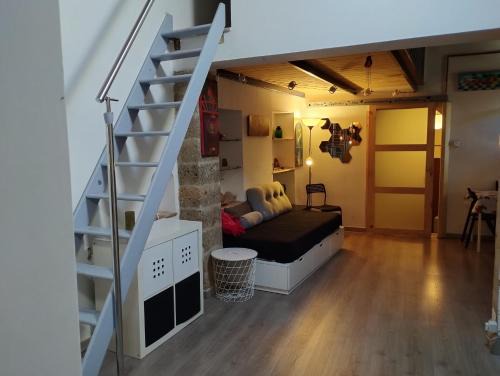 Civita Castellana Apartment | Pet-Friendly Appartamento La Posta Vecchia with Breakfast