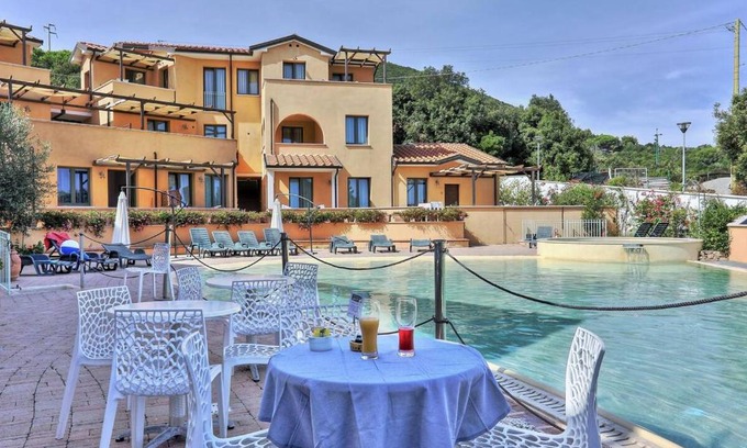 Cavo Apartment | Family-Friendly Appartamento La Pergola with Pool Access