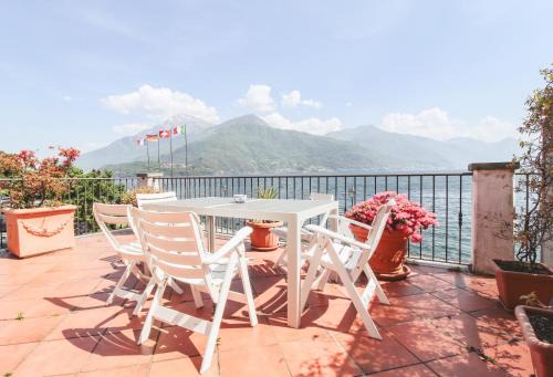 Dongo Apartment | Family-Friendly Stay at Appartamento La Perla del Lago