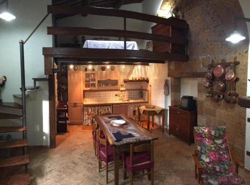 Proceno Apartment | Child-Friendly Retreat at Appartamento la Verdura