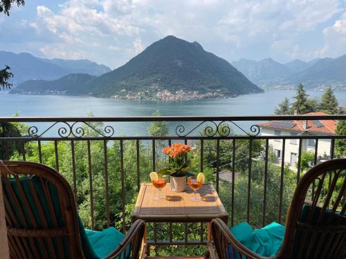 Sulzano Apartment | Beautiful Lake View Apartment at Villa Giuliana