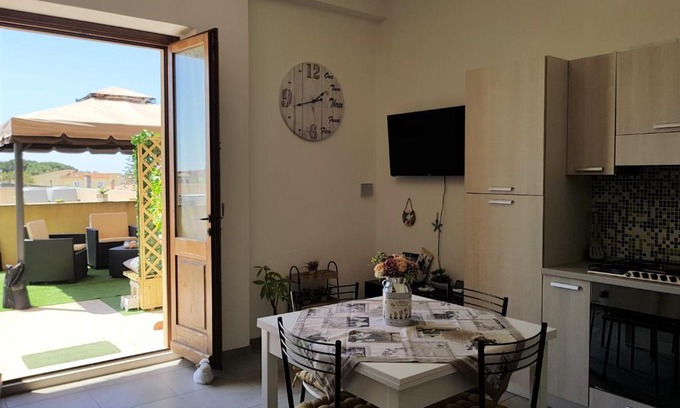 Cabras Apartment | Top-Rated Appartamento Le Terrazze dei Giganti Awaits
