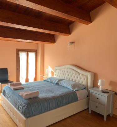 Lugo Apartment | Stylish Appartamento Luce: Historic Center & Family Friendly