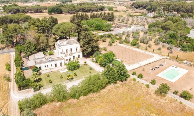 Cutrofiano Apartment | Sea-View Retreat: Appartamento Suprema Down Awaits You