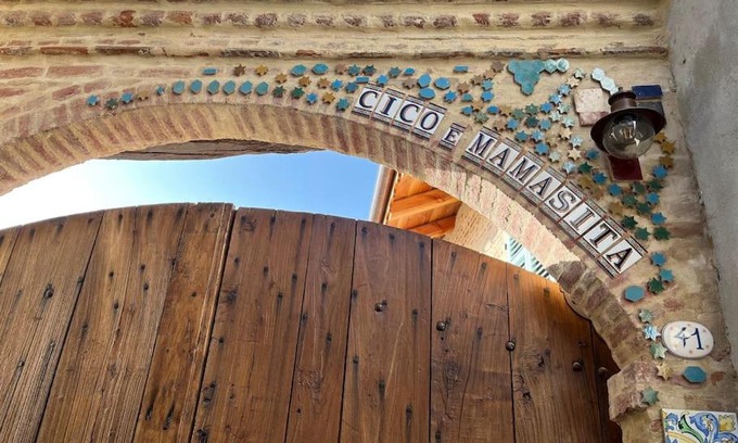 Andezeno Apartment | Oceanfront Escape at Appartamento Mamasita - Rated 9.7/10