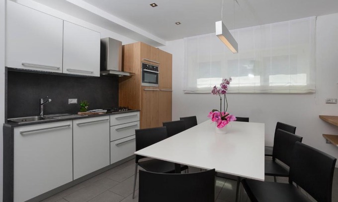 Andalo Apartment | Discover Appartamento Mirabell: Pet Friendly with Ocean View