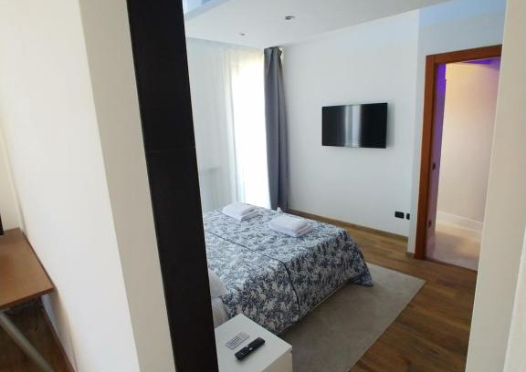 Vigliano Biellese Apartment | Modern Apartment with Pet Friendly Amenities & High Ratings