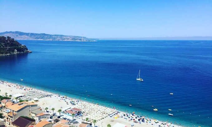 Scilla Apartment | Cozy Appartamento in the Heart of Scilla with Breakfast