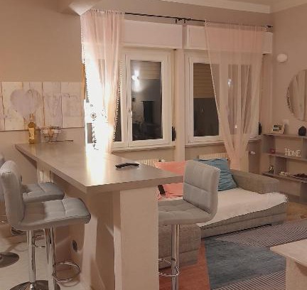 San Teodoro Apartment | Cozy Appartamento 'NINFEA' with Free WiFi & Family-Friendly
