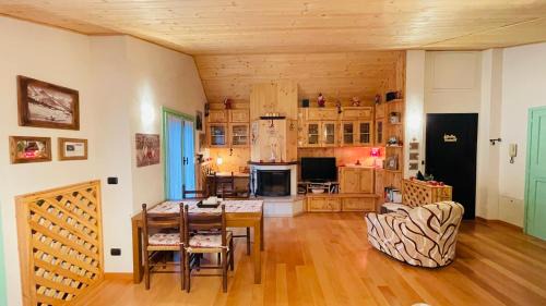 Sauze d'Oulx Apartment | Pet-Friendly Appartamento Pchi Riu - Ideal for Families