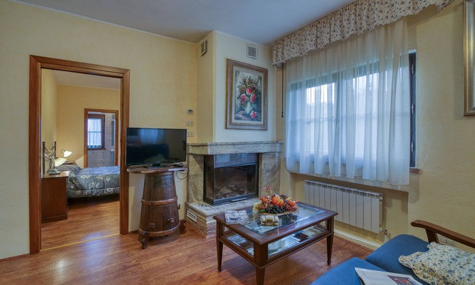 Roccastrada Apartment | Pet-Friendly Appartamento Pera with Pool in Roccastrada
