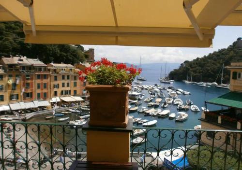 Portofino Apartment | Family-Friendly Appartamento Piazzetta Portofino Retreat
