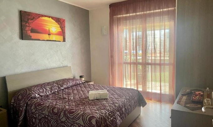 Venaria Reale Apartment | Pet-Friendly Appartamento Piccolo Scrigno with Ocean Views