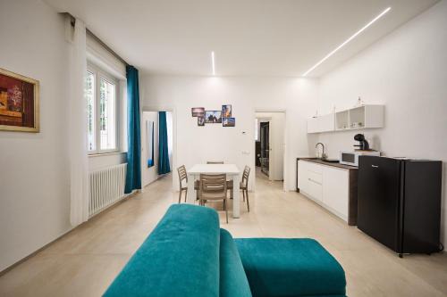 Centro Storico Apartment | Guest Rated: Appartamento Raffaele - Child Friendly Comfort