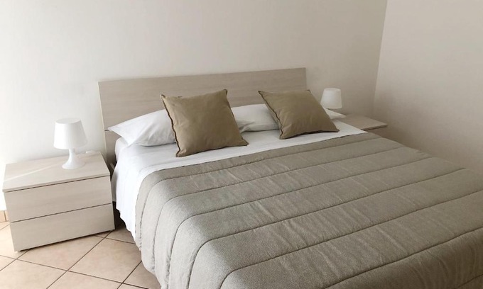 Negrar Apartment | Pet-Friendly Appartamento Rose e Tulipani - Guest Rated 10/10