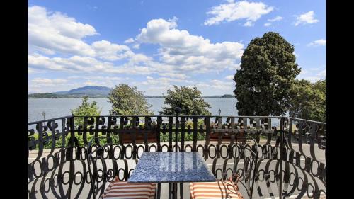 Belgirate Apartment | Elegant Apartment in Belgirate - Child Friendly and Loved!