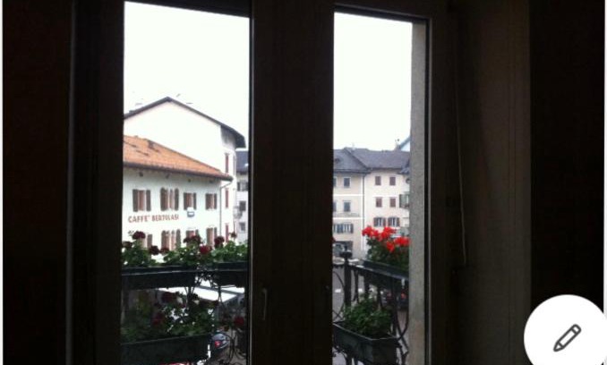 Cles Apartment | Elegant Apartment in the Heart of the City - Rated 9/10