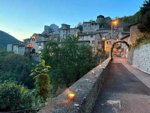 Precetto Apartment | Historic Apartment in Valle San Martino with Family Amenities