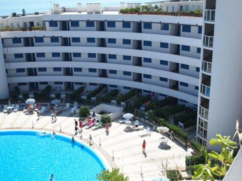 Porto Recanati Apartment | Oceanfront Appartamento at Residence Paradiso Azzurro
