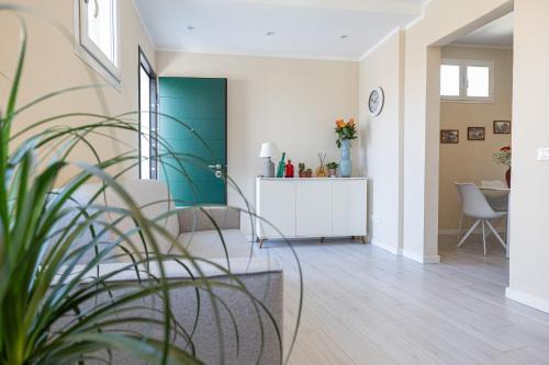 Brescia Antica Apartment | Child-Friendly Apartment at Terrazza Cavour - 8/10 Rated