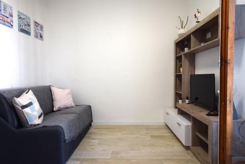 Procchio Apartment | Family-Friendly Retreat at Appartamento Tre Api, Rated 8.7