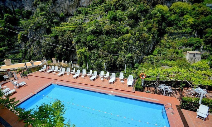 Ravello House | Enchanting Appartamento Ulisse G: Cozy Cottage with Pool