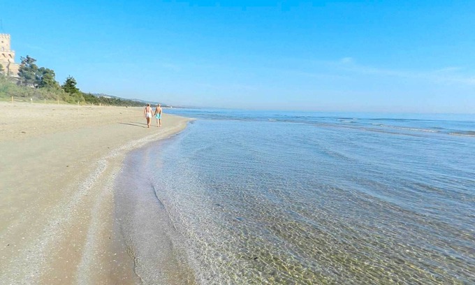 Silvi Marina Apartment | Cozy Apartment Just 300m from the Beach with Breakfast!