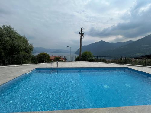 Zorzino Apartment | Appartamento Valentina piscina e vista lago
