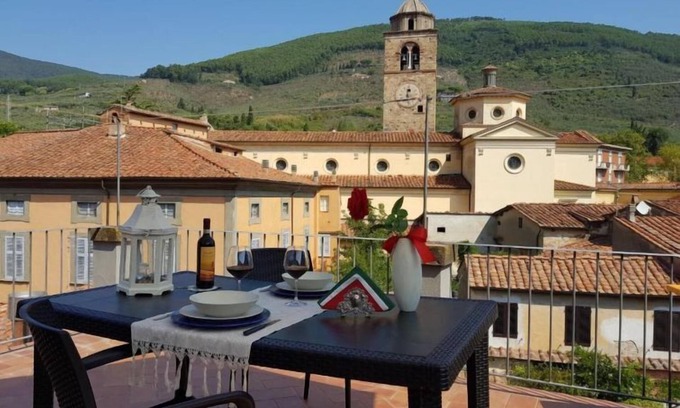 Buti Apartment | Oceanfront Appartamento Valle Verde with Spa & Kitchen