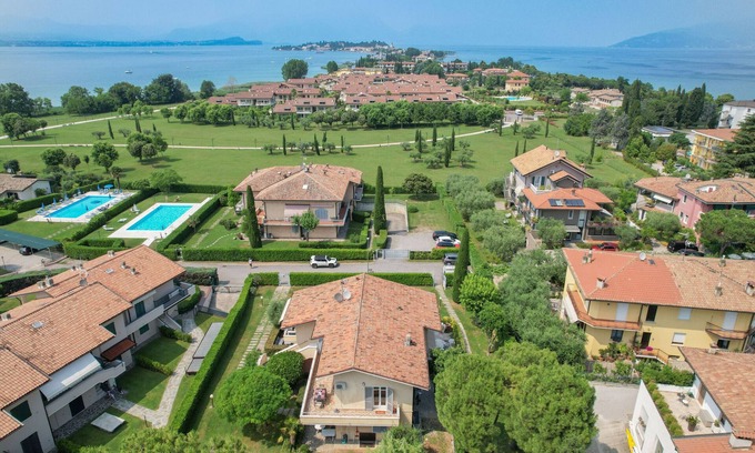 Colombare Apartment | Experience Appartamento Viola Superior with Ocean Views