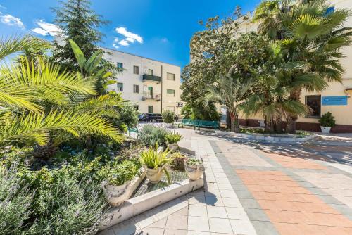 Ginosa Marina Apartment | Child-Friendly Getaway at Appartamento Vitalba by BarbarHouse