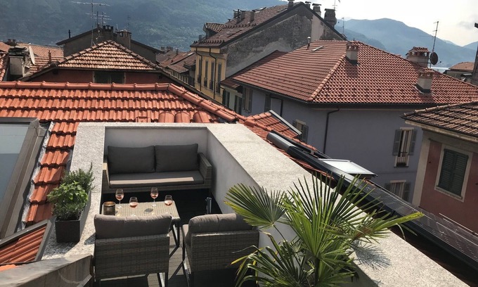 Cannobio Apartment | Experience Appartamento Vittore in Historic Old Town