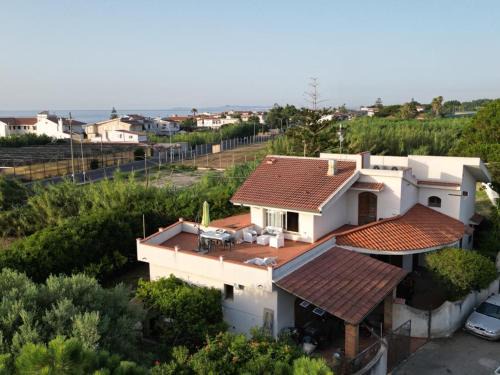 Vigliatore Apartment | Pet-Friendly Appartamento Zia Lucia with Oceanfront Views