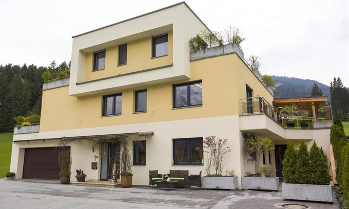 Scheffau am Wilden Kaiser Apartment | Experience Comfort at Appartement Hoschek with Breakfast