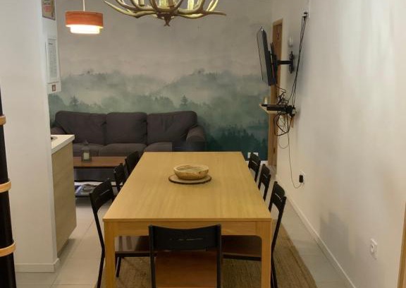 Saint-Michel-de-Maurienne Apartment | Spacious 3-Bedroom Mountain Apartment with Pool Access