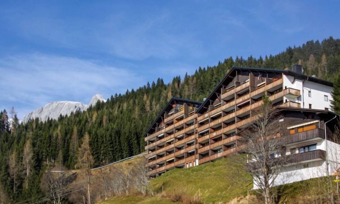 Muehlbach Am Hochkoenig Apartment | Explore Appartement Andrea: Pet Friendly with Lake Views
