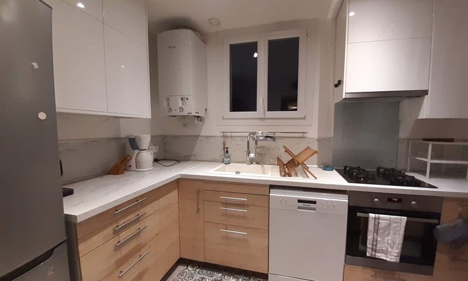 Le Parc Saint-Maur Apartment | Appartement au Pied du RER A Le Parc de Saint-maur