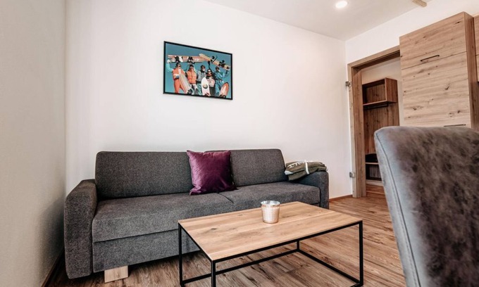 Altenmarkt im Pongau Apartment | Explore Appartement Dachstein - Tanner's Chalet Getaway