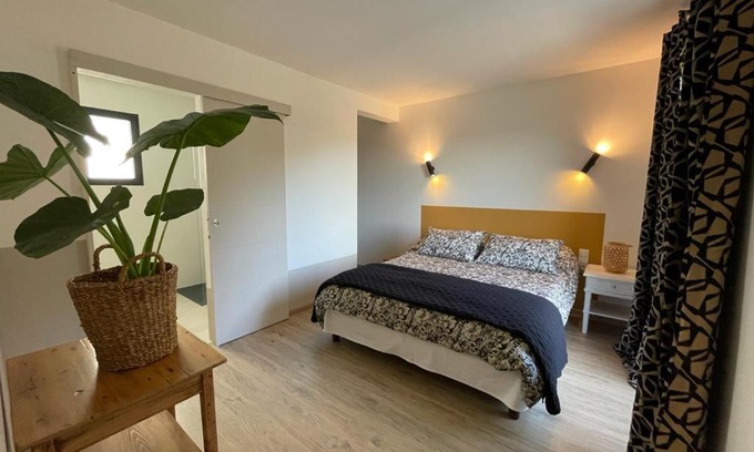Saint-Laurent-d'Aigouze House | Modern Apartment in the Heart of Camargue – Rated 9.3/10