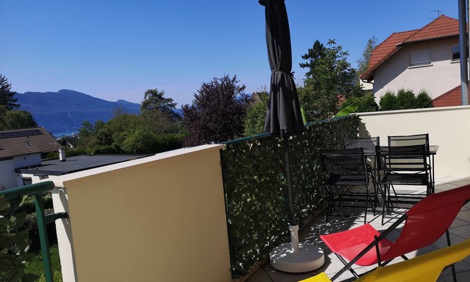 Aix-les-Bains Apartment | Convenient City-Center Apartment with Kitchen & High Rating