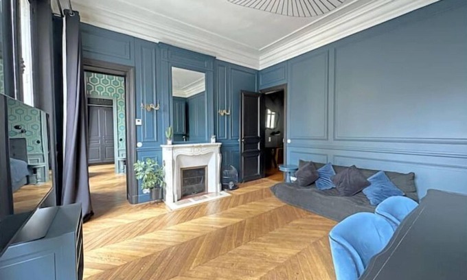 Montparnasse Apartment | Elegant Apartment near Jardin du Luxembourg, Paris 6ème