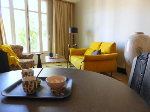 Thermal Apartment | Elegant Apartment in Vichy: Steps from the Opéra & Parks