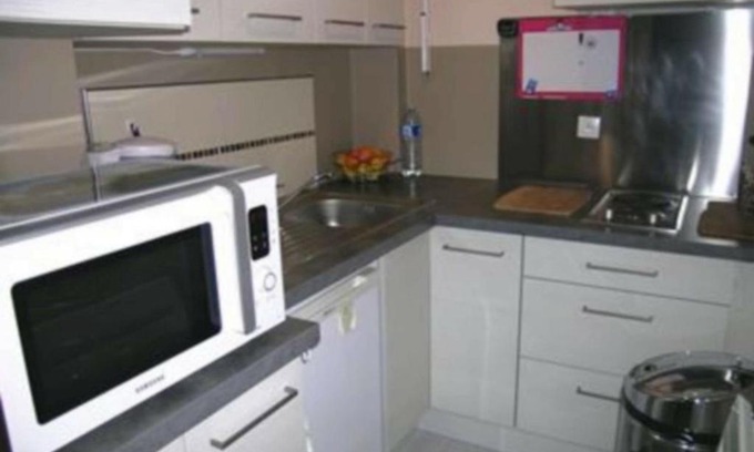 Etel Apartment | Cozy Étel Apartment for 2, Pet-Friendly Comfort Awaits